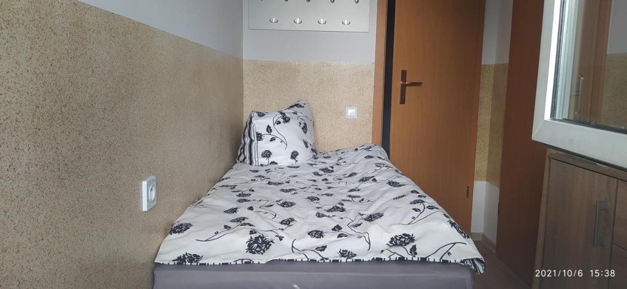 4U Hostel Zgorzelec - Free Parking Jedrzychowice  Dış mekan fotoğraf