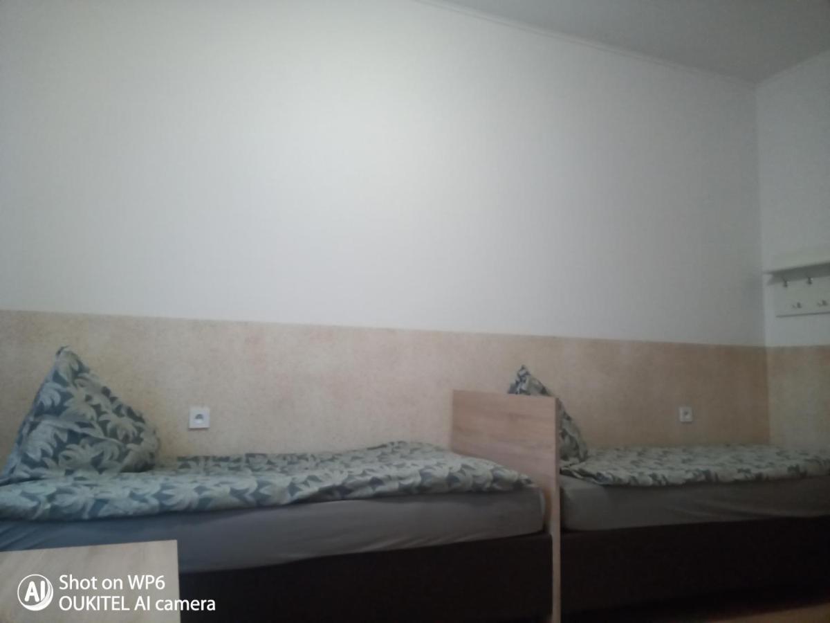 4U Hostel Zgorzelec - Free Parking Jedrzychowice  Dış mekan fotoğraf